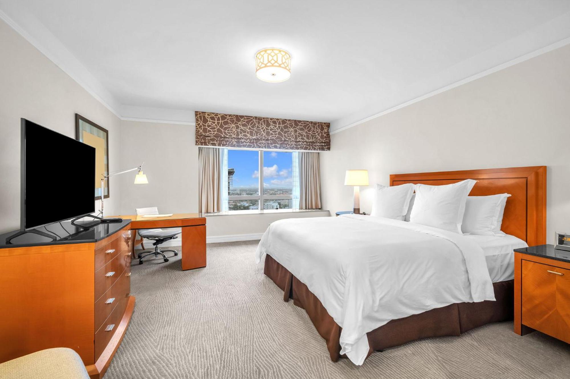 2 Bedroom Or King Studio Suites Four Seasons Hotel Miami Free Wi-Fi & Free Parking エクステリア 写真