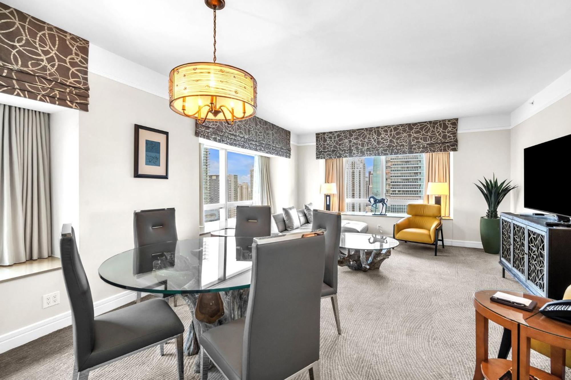 2 Bedroom Or King Studio Suites Four Seasons Hotel Miami Free Wi-Fi & Free Parking エクステリア 写真