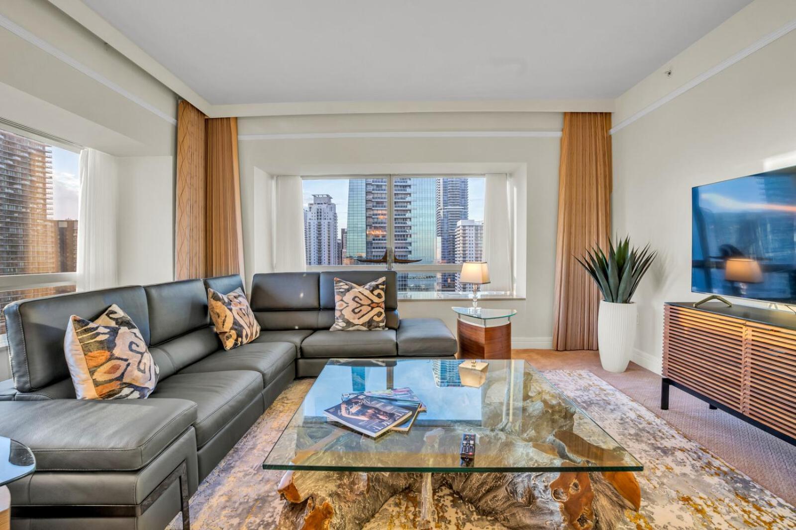 2 Bedroom Or King Studio Suites Four Seasons Hotel Miami Free Wi-Fi & Free Parking 部屋 写真